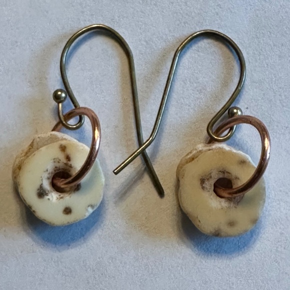 HAND CRAFTED Ostrich Eggshell Heishi Beads on a Copper ring Bronze Earrings - Picture 8 of 8